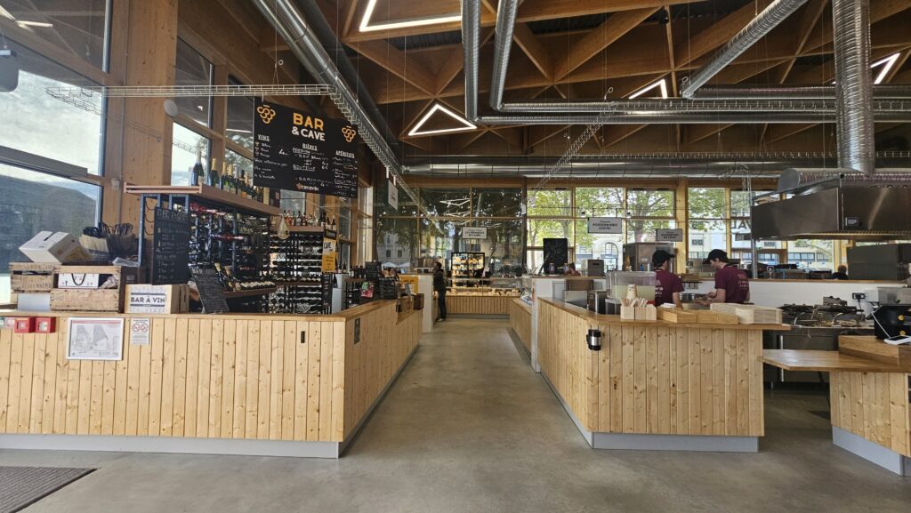 Revitalisation du cœur de ville à Laval : une halle gourmande comme locomotive urbaine